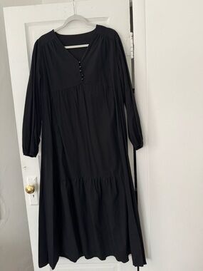 Black Long Sleeve V-Neck Maxi Dress -Cotton with pockets